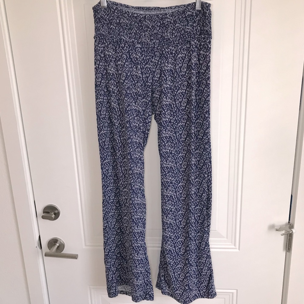 Jessica Simpson maternity print pants sz M in EUC